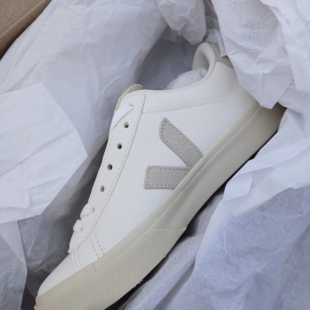 Veja Campo Chromefree Leather Athletic/Lifestyle Casual Shoes Size 37 EU/6 USA - Picture 1 of 11